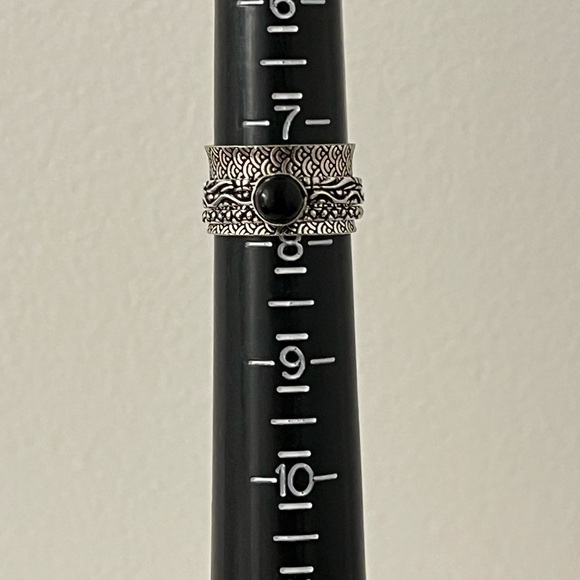 925 Sterling Silver Overlay Black Onyx Gemstone Spinner Band Ring Size 7.25 - Picture 4 of 7